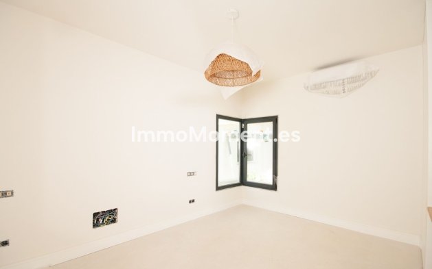 Bestaande woning - Vrijstaande villa - Marbella - Elviria