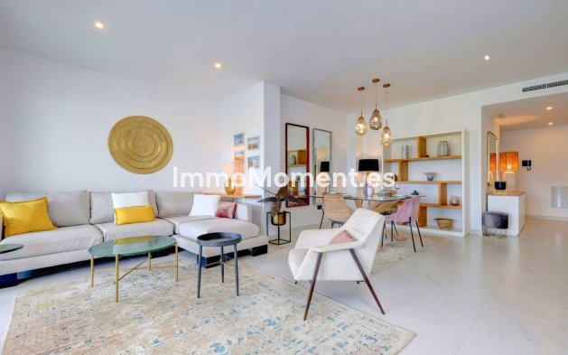 Reventa - Apartamento - Estepona  - Estepona Centro