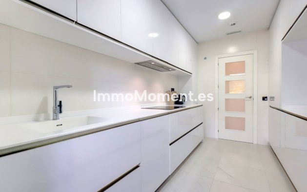 Reventa - Apartamento - Estepona  - Estepona Centro