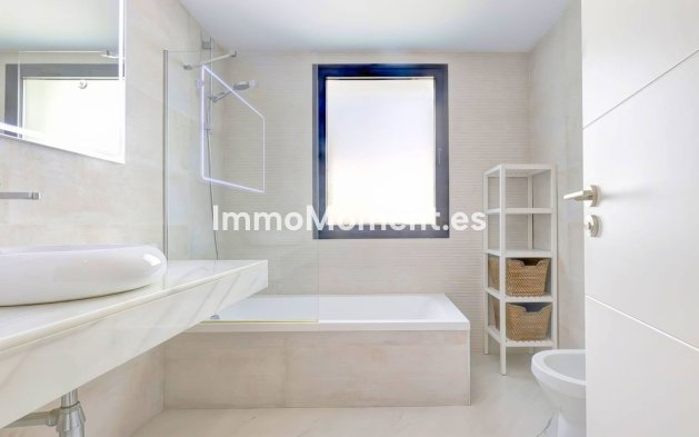 Reventa - Apartamento - Estepona  - Estepona Centro