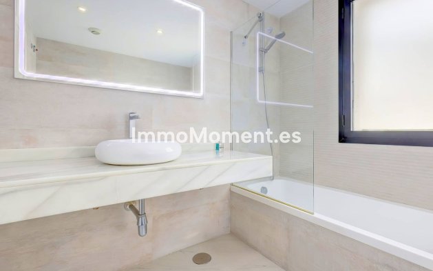 Reventa - Apartamento - Estepona  - Estepona Centro