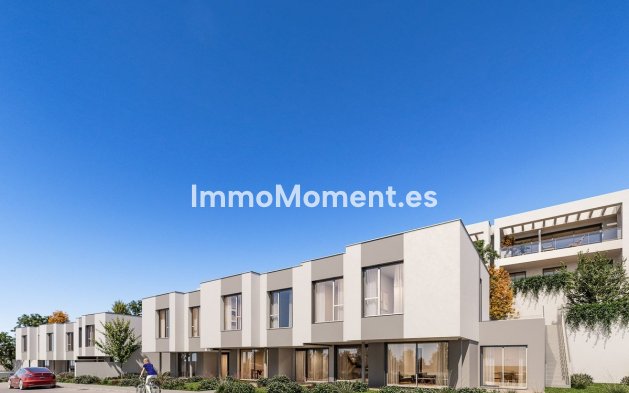 Resale - Detached villa - Marbella - Elviria