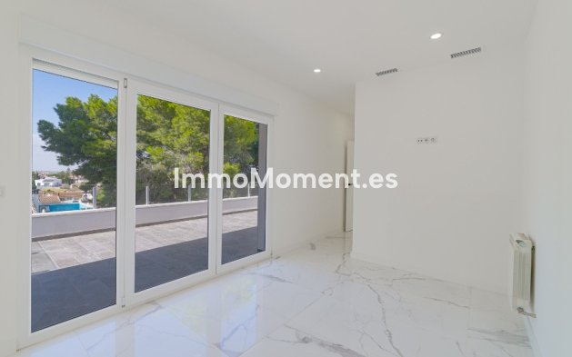 Resale - Detached villa - Orihuela - Los Balcones