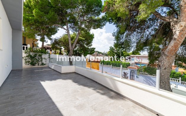 Resale - Detached villa - Orihuela - Los Balcones