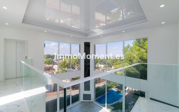 Resale - Detached villa - Orihuela - Los Balcones