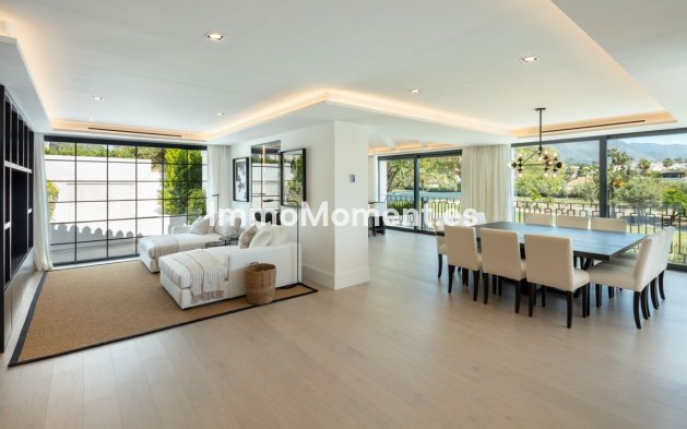Wiederverkauf - Freistehende Villa - Marbella - Nueva Andalucía