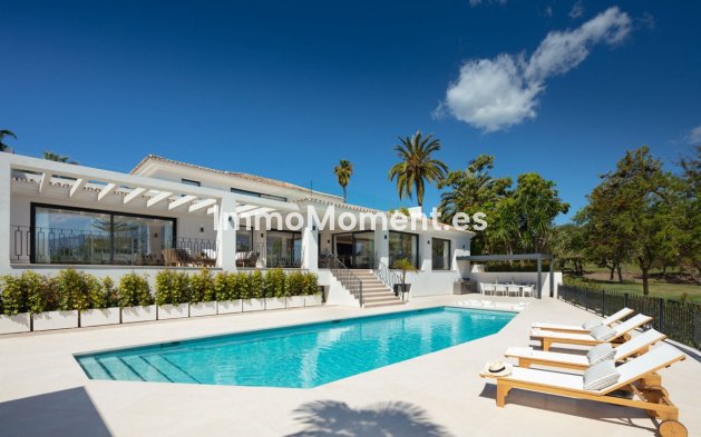 Wiederverkauf - Freistehende Villa - Marbella - Nueva Andalucía