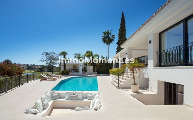Wiederverkauf - Freistehende Villa - Marbella - Nueva Andalucía