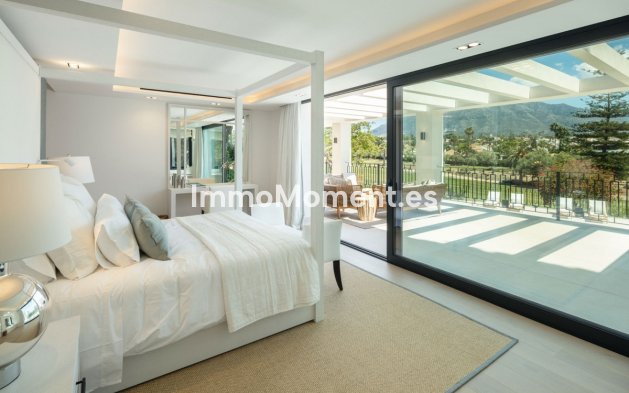 Wiederverkauf - Freistehende Villa - Marbella - Nueva Andalucía
