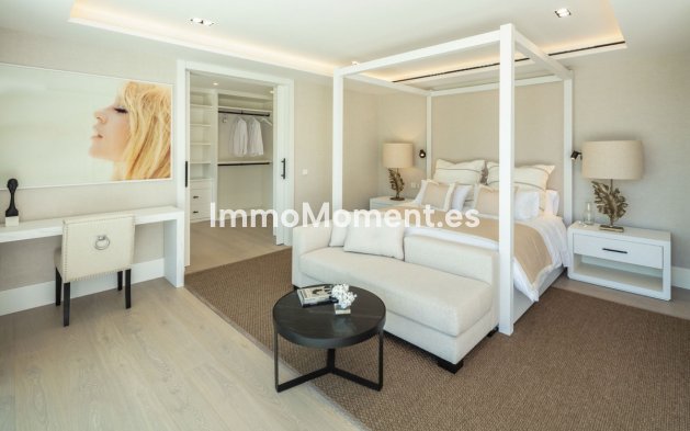 Wiederverkauf - Freistehende Villa - Marbella - Nueva Andalucía