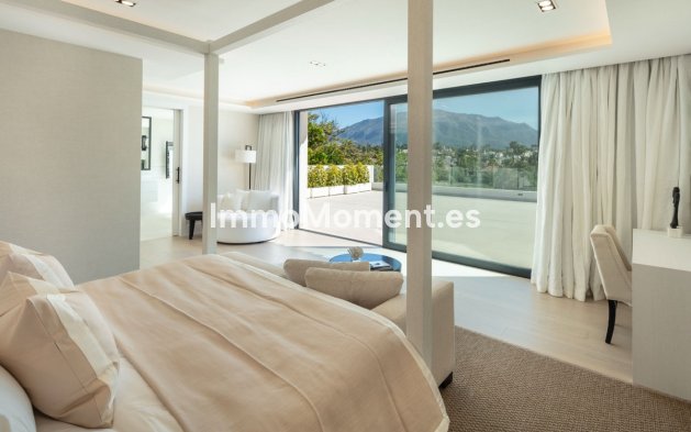 Wiederverkauf - Freistehende Villa - Marbella - Nueva Andalucía