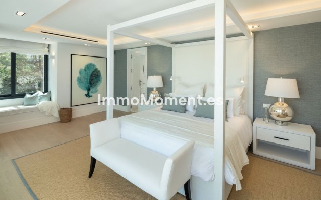Wiederverkauf - Freistehende Villa - Marbella - Nueva Andalucía