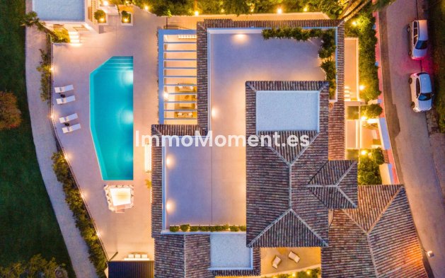 Wiederverkauf - Freistehende Villa - Marbella - Nueva Andalucía