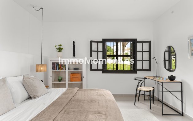Reventa - Apartamento - Marbella - Nueva Andalucía