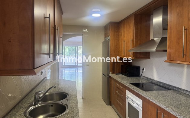 Wiederverkauf - Wohnung - Marbella - Elviria