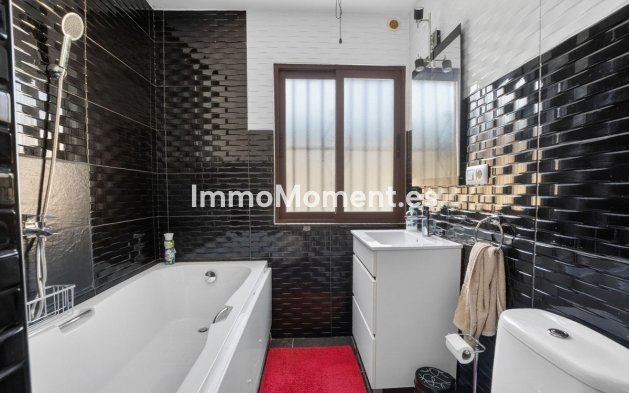 Resale - Detached villa - Torrevieja - Torrevieja Centro