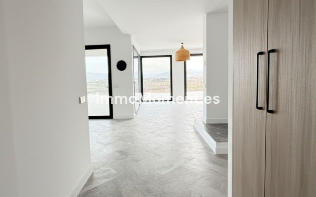 Reventa - Villa independiente - Interior  - Coín