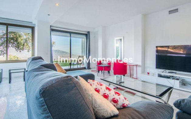 Reventa - Apartamento - Marbella - La Mairena