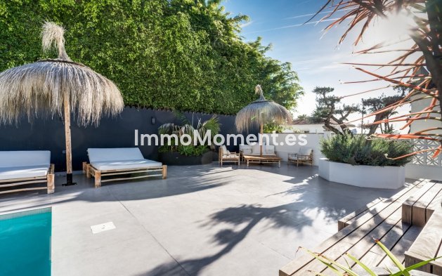 Wiederverkauf - Freistehende Villa - Marbella - Nueva Andalucía