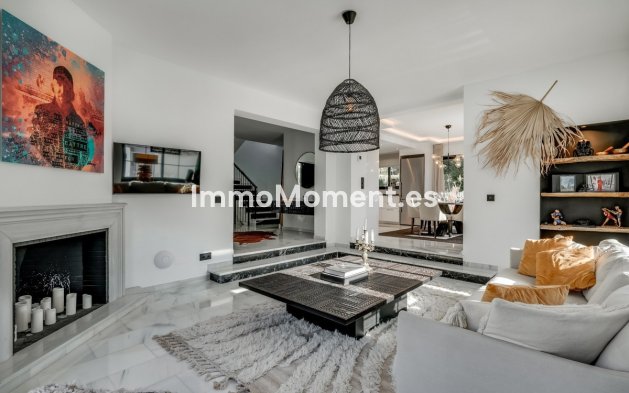 Wiederverkauf - Freistehende Villa - Marbella - Nueva Andalucía