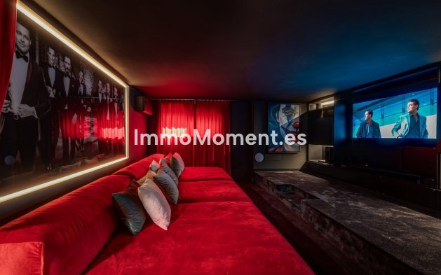 Wiederverkauf - Freistehende Villa - Marbella - Nueva Andalucía
