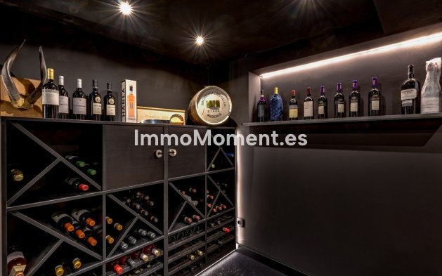 Wiederverkauf - Freistehende Villa - Marbella - Nueva Andalucía