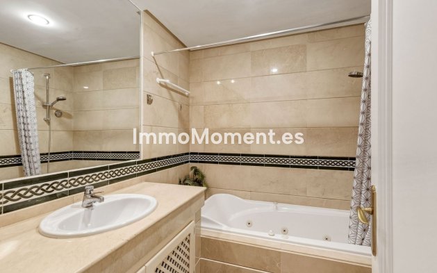 Resale - Apartment - Benahavís - Los Arqueros