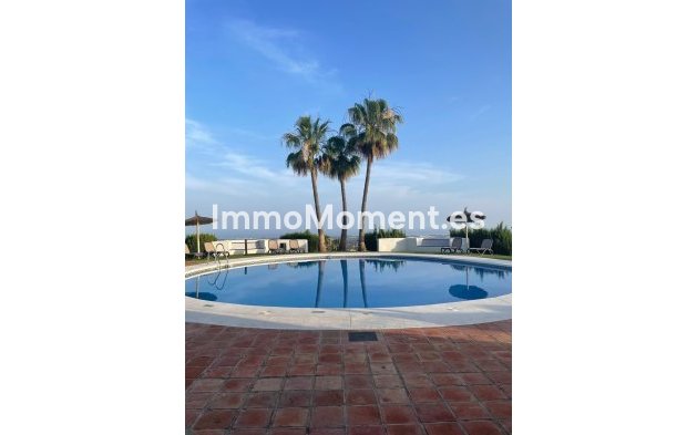 Resale - Apartment - Benahavís - Los Arqueros