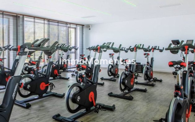 Resale - Apartment - Benahavís - Los Arqueros