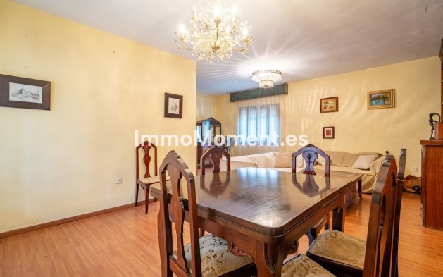Wiederverkauf - Freistehende Villa - Málaga - Mayorazgo