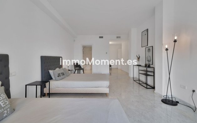 Resale - Apartment - Marbella - La Mairena