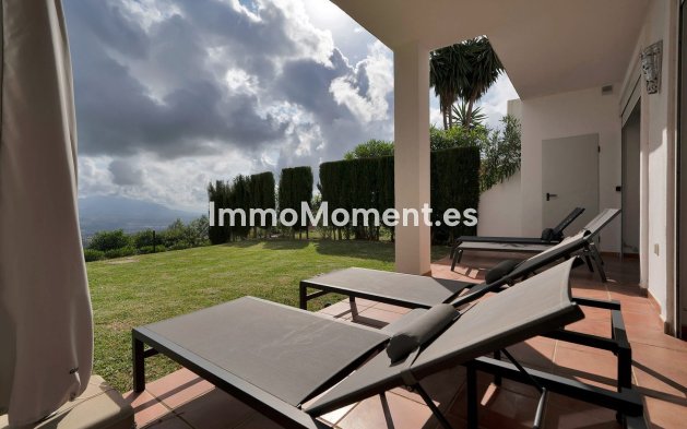 Resale - Apartment - Marbella - La Mairena