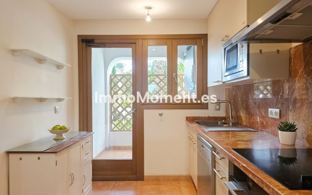 Resale - Townhouse - Benahavís - Benahavís Centro