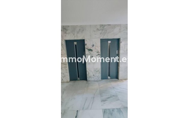 Wiederverkauf - Wohnung - Fuengirola - Fuengirola Centro