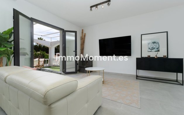 Wiederverkauf - Freistehende Villa - Benalmadena - Benalmadena Centro