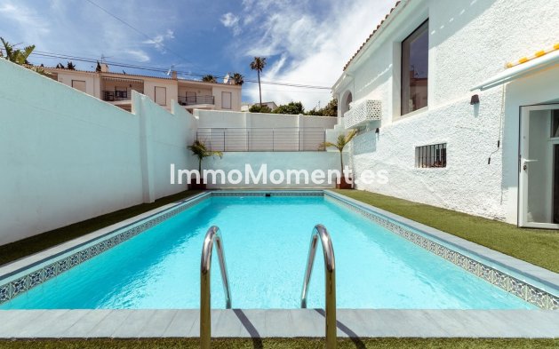 Wiederverkauf - Freistehende Villa - Benalmadena - Benalmadena Centro