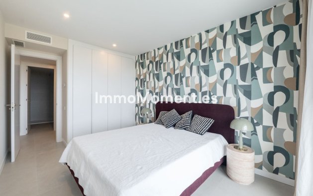 Resale - Apartment - Estepona - Selwo