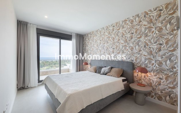 Resale - Apartment - Estepona - Selwo