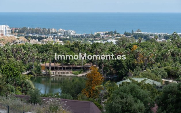 Resale - Apartment - Estepona - Selwo
