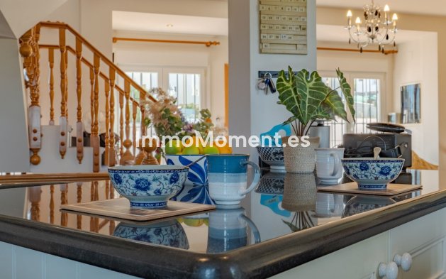Resale - Detached villa - Inland  - Alhaurín el Grande Centro