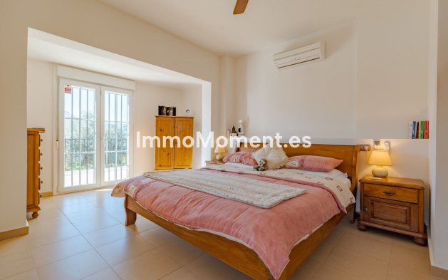 Resale - Detached villa - Inland  - Alhaurín el Grande Centro
