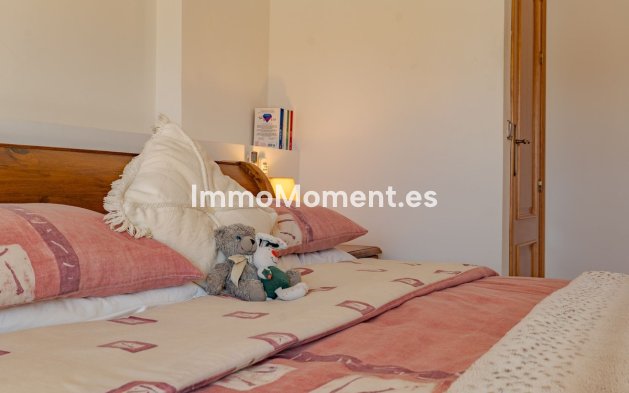 Resale - Detached villa - Inland  - Alhaurín el Grande Centro