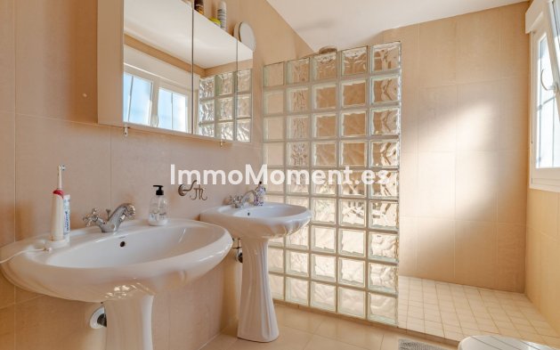 Resale - Detached villa - Inland  - Alhaurín el Grande Centro