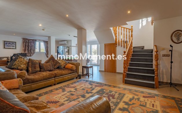 Resale - Detached villa - Inland  - Alhaurín el Grande Centro