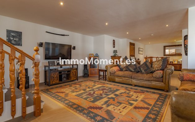 Resale - Detached villa - Inland  - Alhaurín el Grande Centro