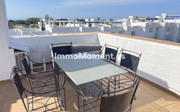 Resale - Apartment - Estepona - Estepona Centro