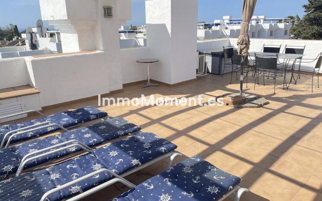 Resale - Apartment - Estepona - Estepona Centro
