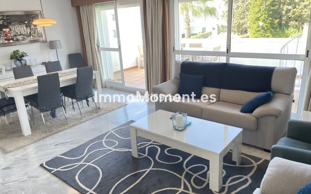 Resale - Apartment - Estepona - Estepona Centro