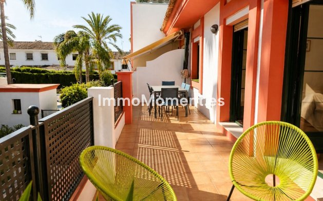 Resale - Apartment - Estepona - Estepona Centro