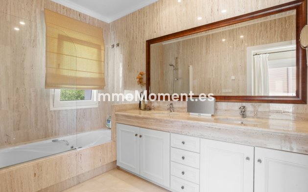 Reventa - Villa independiente - Benahavís